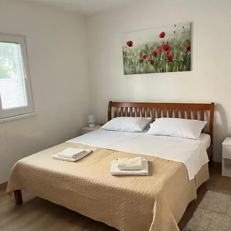 Apartman Naledi